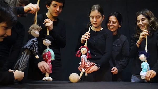 Géorgie. Des marionnettes pour briser les barrières