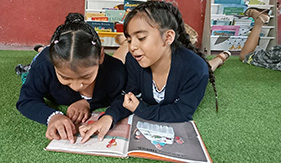 Apporter la culture aux enfants de villages isolés