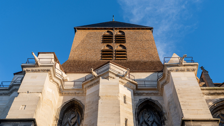 La Tour noire restaurée