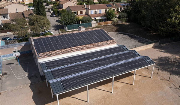 vue aérienne d'un projet de L’AVEPPA (Association pour la Valorisation des Énergies du Pays d’Aix) 