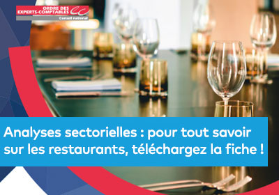 Visuel représentant une table élégamment dressée dans un restaurant
