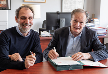Signature convention FIFI